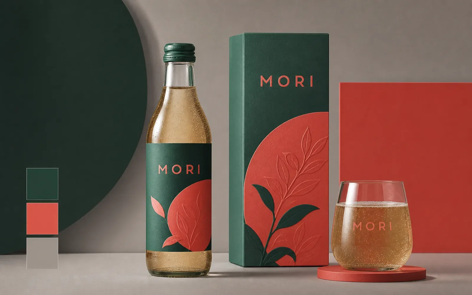 虚构 MORI 饮料品牌系统，保持森林绿、珊瑚红和清晰短标签